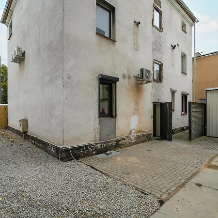 Klimatyzowane W Poznaniu Z Biurkiem Do Pracy Zdalnej By Renters Poznań